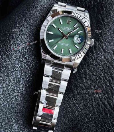Rolex Datejust Green Face Cal.3235 Movement 41mm SS Oyster Band Watch